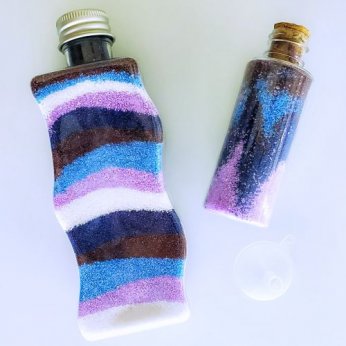 Sand art in a bottle